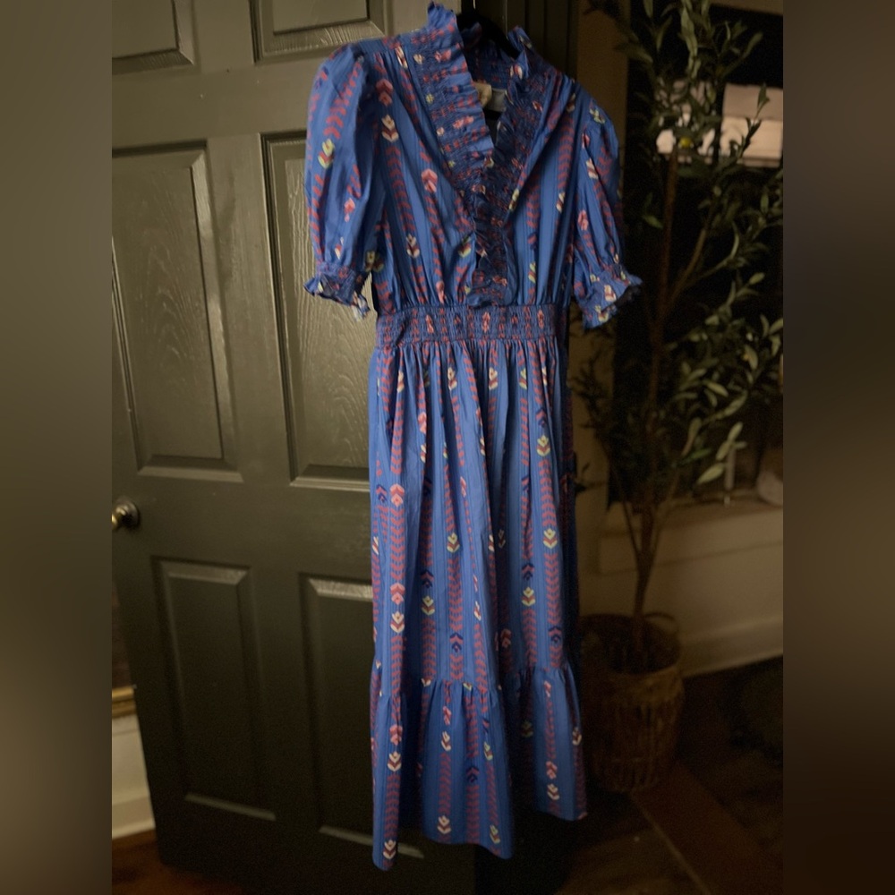 Elegant Blue Patterned Dress